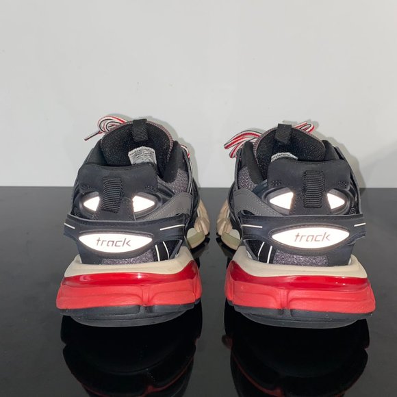 BALENCIAGA Track Sneaker Size 9 - Picture 3 of 4